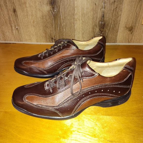 Johnson & Murphy - Picture 2 of 10